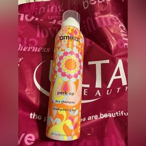 Amika Perk Up Dry Shampoo with Floral Design